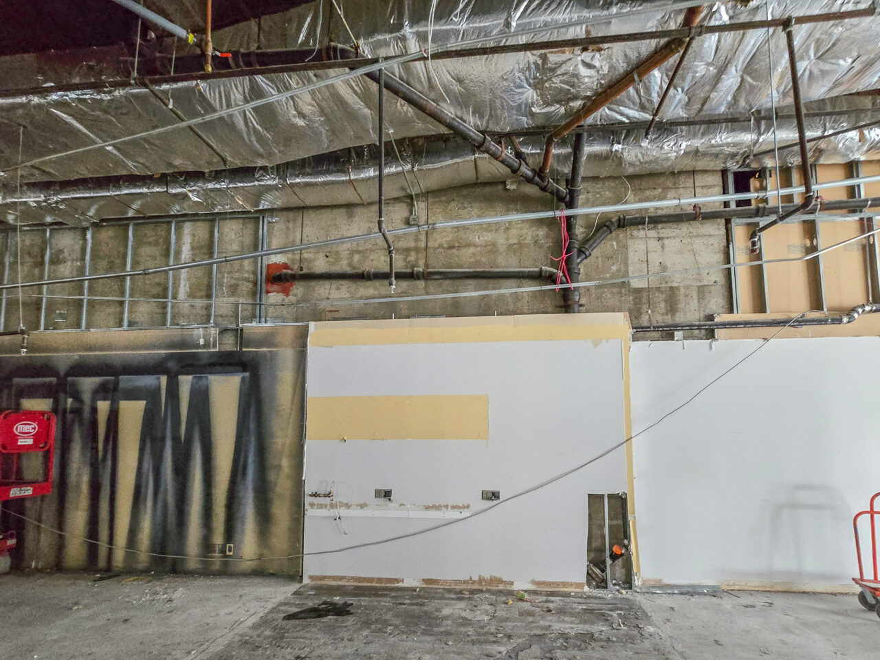 Restaurant shell conversion in an existing building